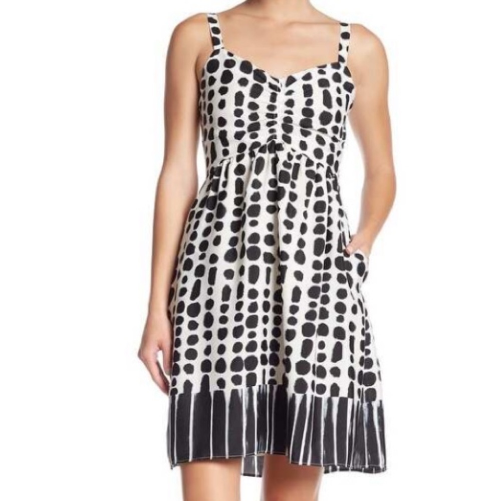 Mellóday A-line Polka Dot Dress with Pockets (7)